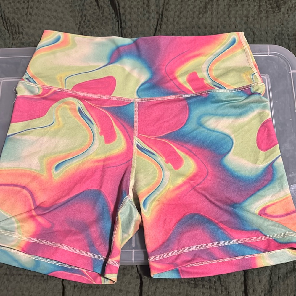 Fleo Swirly Biker Shorts